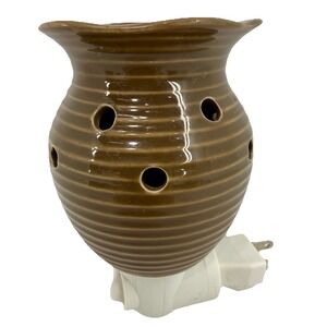 SCENTSY Wax Warmer Groovy BROWN  Nightlight Wall Plug-In Wax Mini Warmer EUC